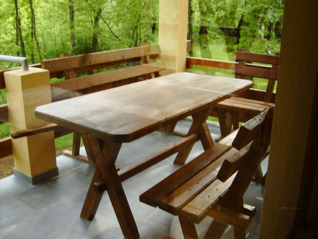 Guest House Tara Canyon Pljevlja Bagian luar foto