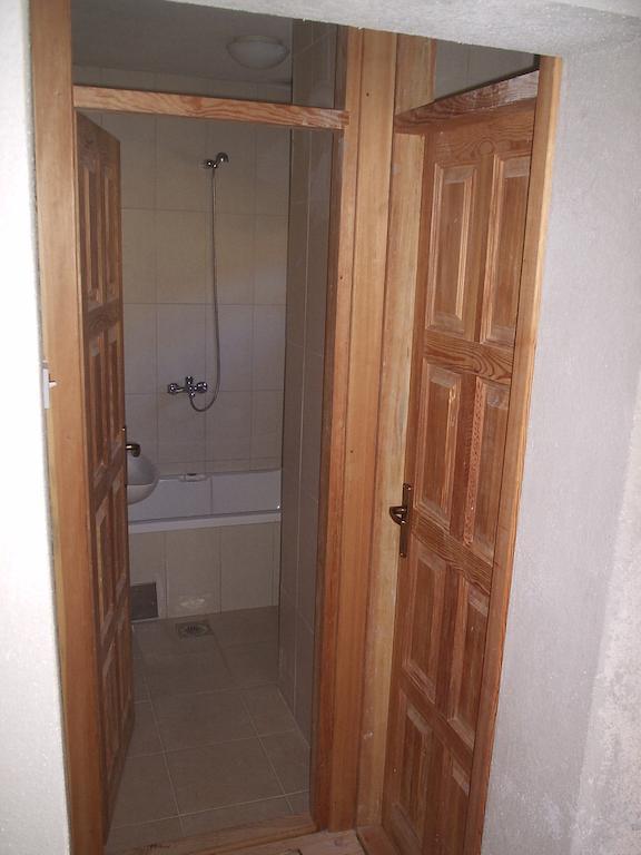 Guest House Tara Canyon Pljevlja Ruang foto